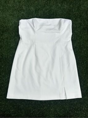French Connection White Strapless Mini Dress 🤍